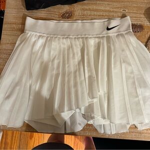 Nike women’s tennis skirt